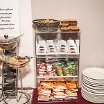 Le Relais Du Marquis Hotel 3*