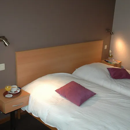 Le Relais Du Marquis Hotel 3*