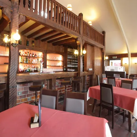 Le Relais Du Marquis Hotel 3*