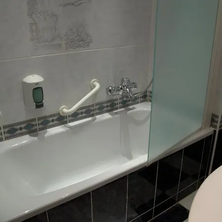 Le Relais Du Marquis Hotel