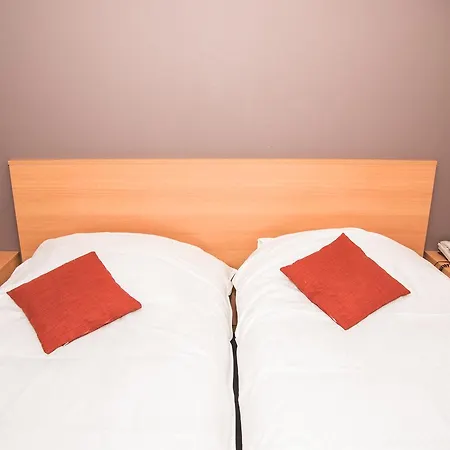 Le Relais Du Marquis Hotel 3*