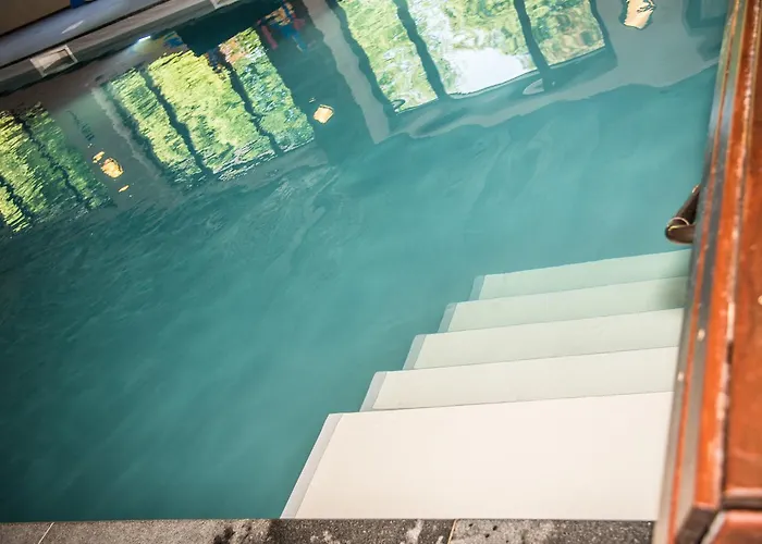 Hotel Le Relais Du Marquis